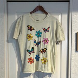 Pacsun Butterfly Flowers One Size Tshirt